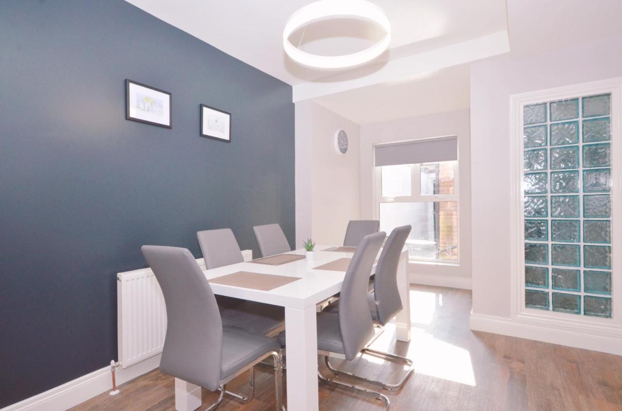 Queens Quarter Townhouse 2 Belfast Esterno foto